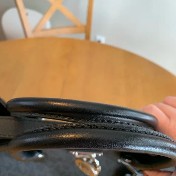 COPY - Michael Kors Large Hamilton MK Logo Tote Bag Purse Black 🖤🖤🖤 Silver Hard… - Picture 9 of 16